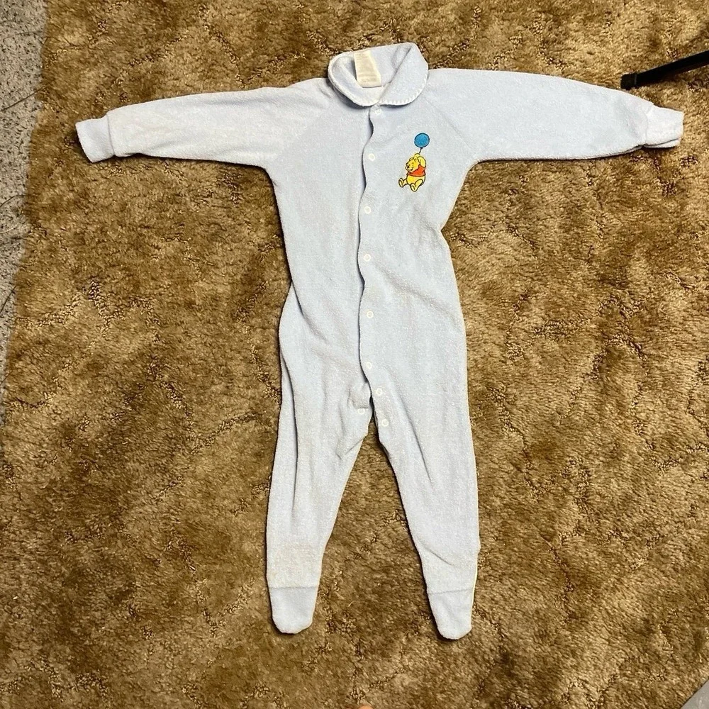 Vintage Winnie‎ The Pooh Kids Onesie Size 24 Month's